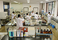 理化学試験室の写真